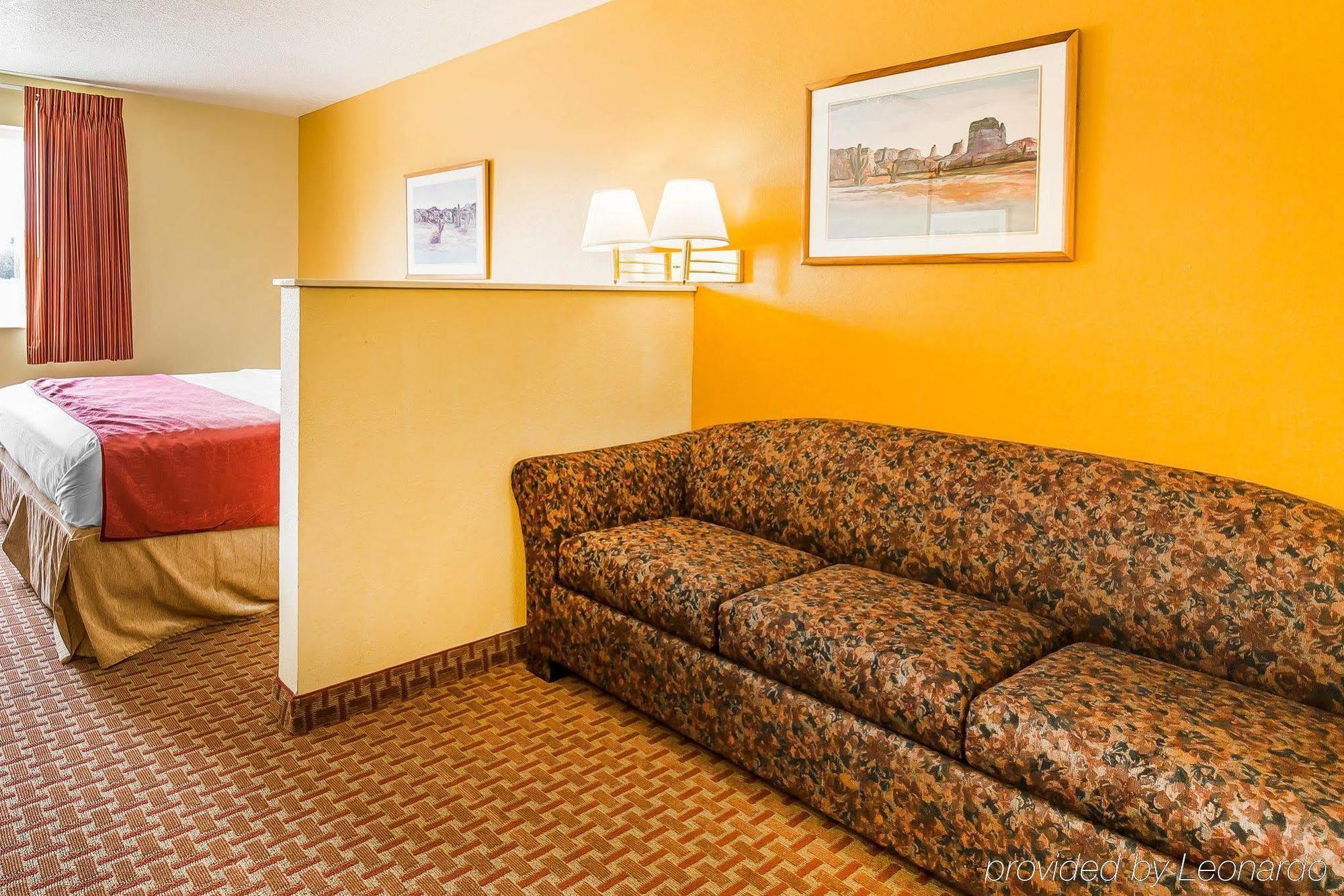 Rodeway Inn & Suites Monticello Buitenkant foto